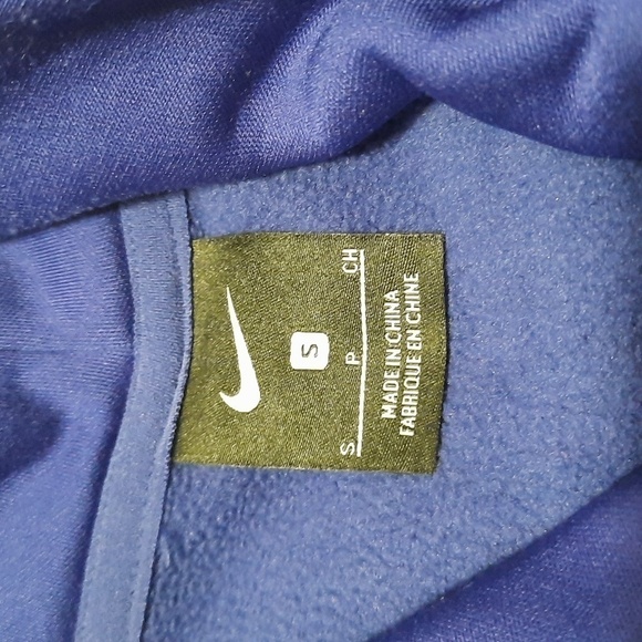 NIKE Top - Picture 5 of 6
